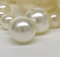 Haarnadeln mit Kuststoff-Perlen